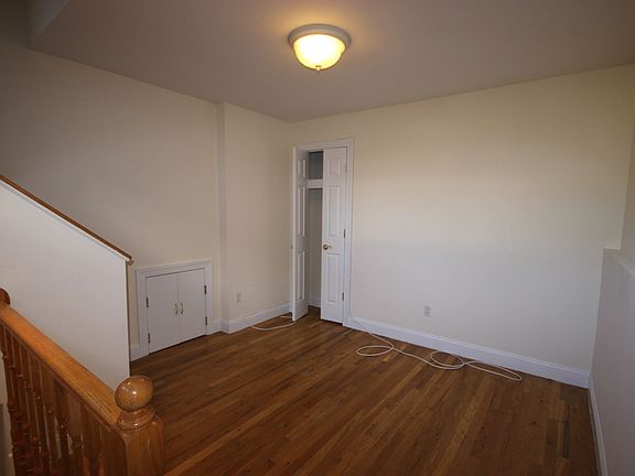 4th image of 163 W 73rd St APT 10W