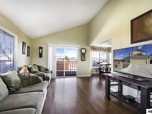 3rd image of 6880 Canoe Hill Ct