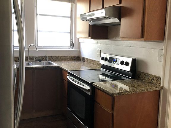 2nd image of 210 S Moody Ave APT 3
