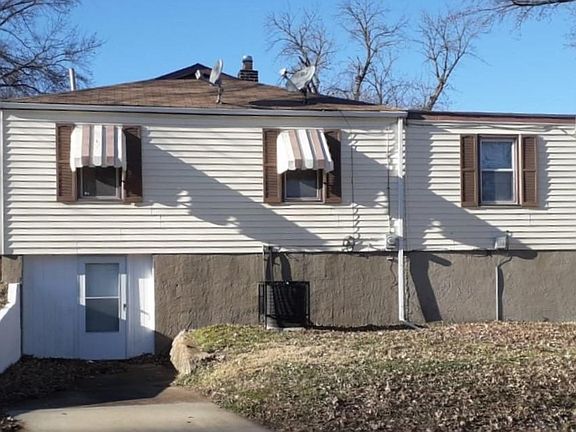 2nd image of 7501 Jenwood Ave