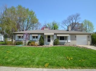 737 Maple Ln, Brownsburg, IN 46112