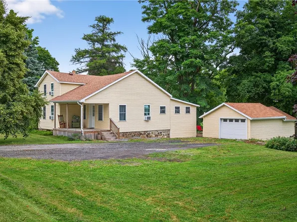 1005 State Route 14a, Penn Yan, NY 14527