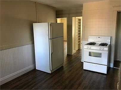 2nd image of 9 Wolcott St APT 3R