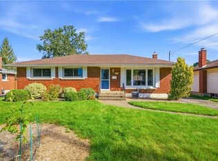 34 Beverly Cres, Welland, ON L3C3P8