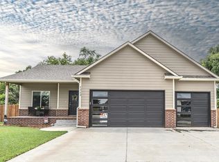 1213 Sontag Dr, Derby, KS 67037