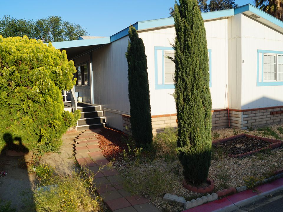 1st image of 350 E San Jacinto Ave Space 188
