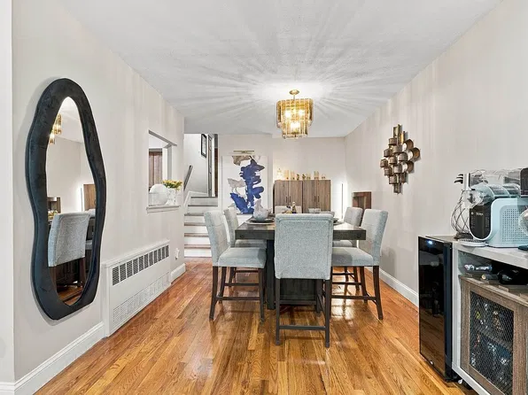39 Paerdegat 3rd St, Brooklyn, NY 11236