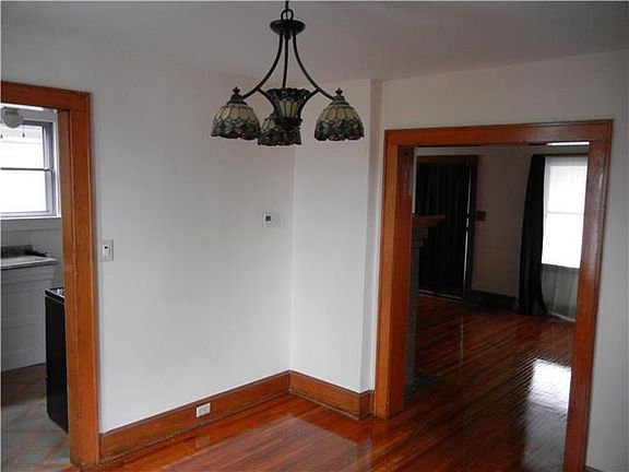 5th image of 50 E Arcadia Ave