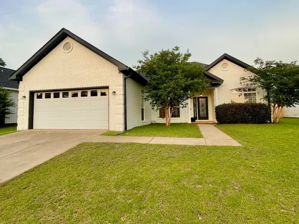104 Belvedere Ln, Enterprise, AL 36330