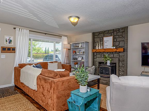 3rd image of 7504 NE 120th Ave