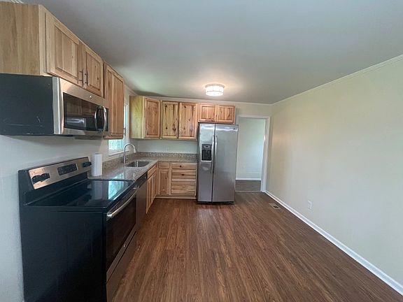 5th image of 4204 Pamela Dr