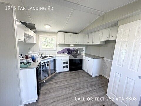 5th image of 1945 Tar Landing Rd