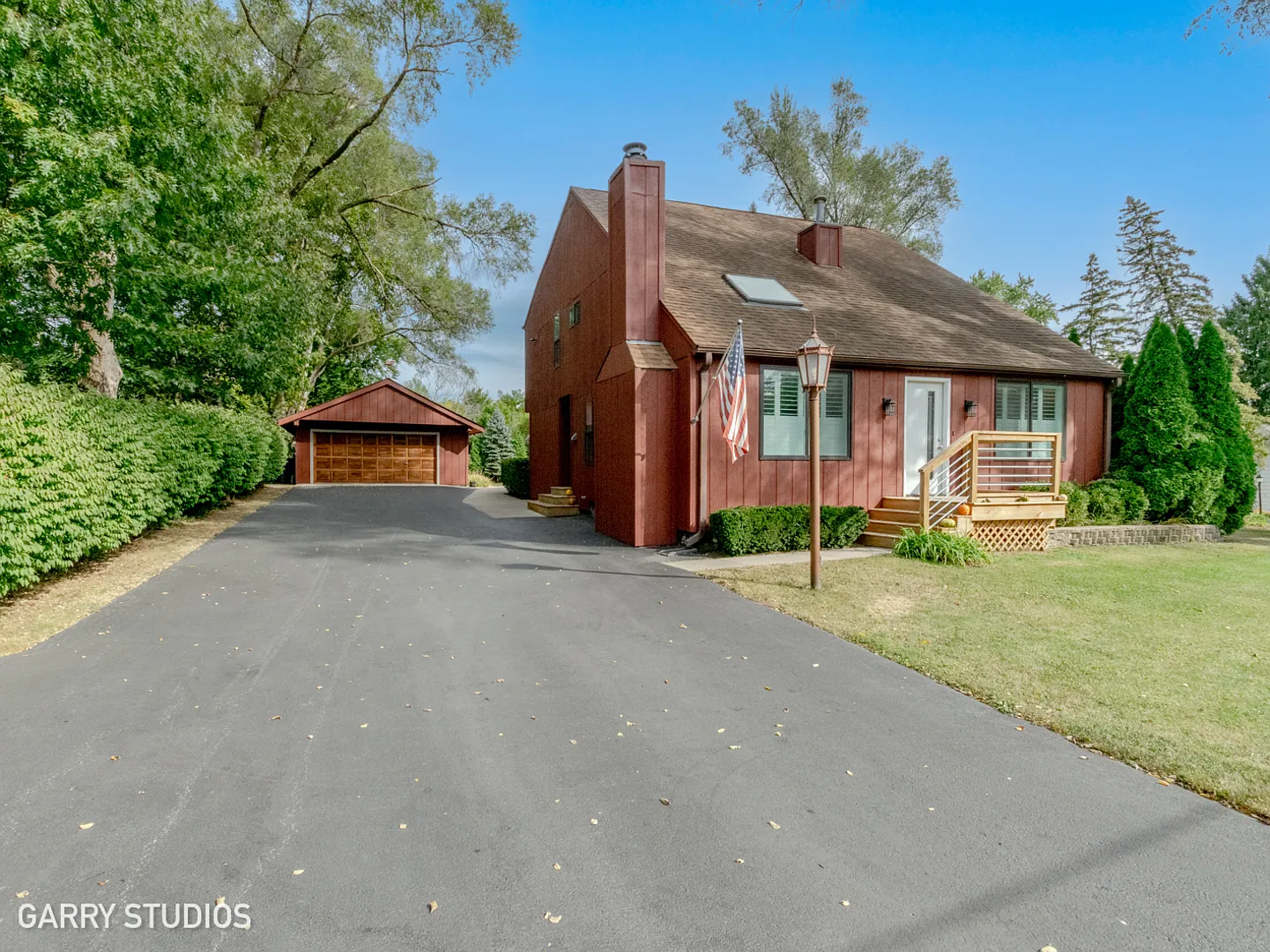 6N447 Virginia Rd photo 1