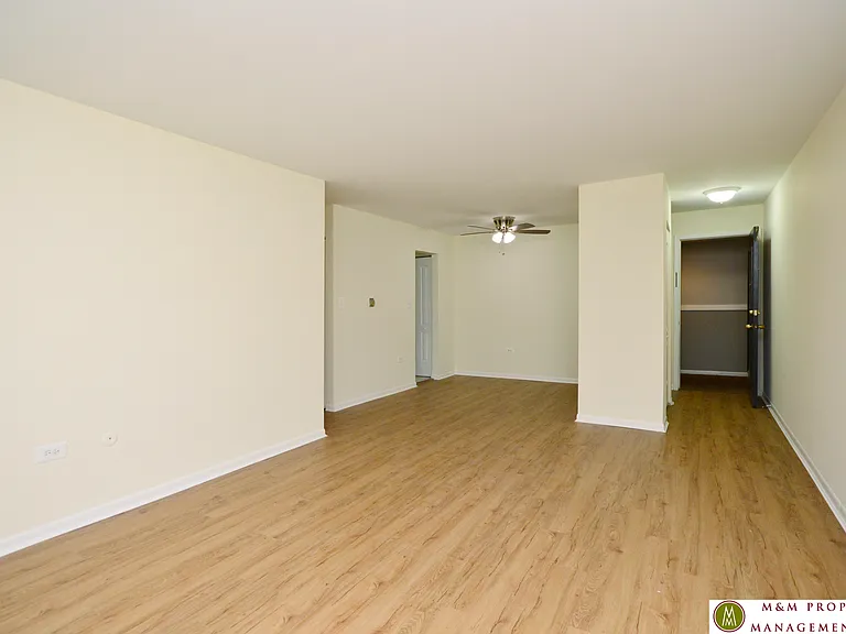 315 N Maple — Photo 33