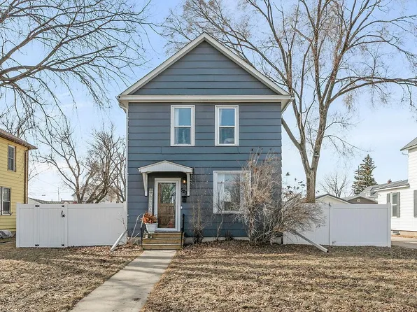 520 20th St N, Fargo, ND 58102