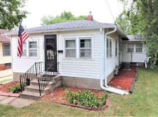 2720 Lyon St, Des Moines, IA 50317