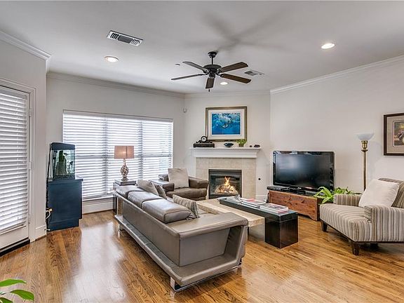 5th image of 4524 Emerson Ave APT 11