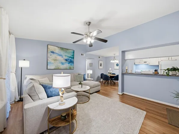 3300 Pebblebrook Dr APT 88, Seabrook, TX 77586
