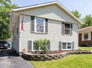 16737 91st Ave, Orland Hills, IL 60487