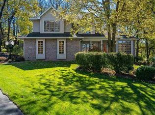 7541 Grace Dr, Roscoe, IL