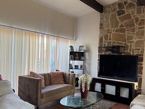 5th image of 13422 Blossomheath Ln