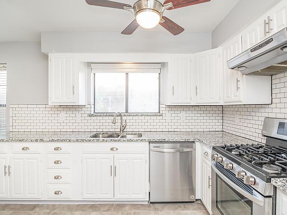 3rd image of 3010 Westforest Dr