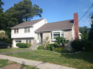 5 Deroma Rd, West Roxbury, MA 02132