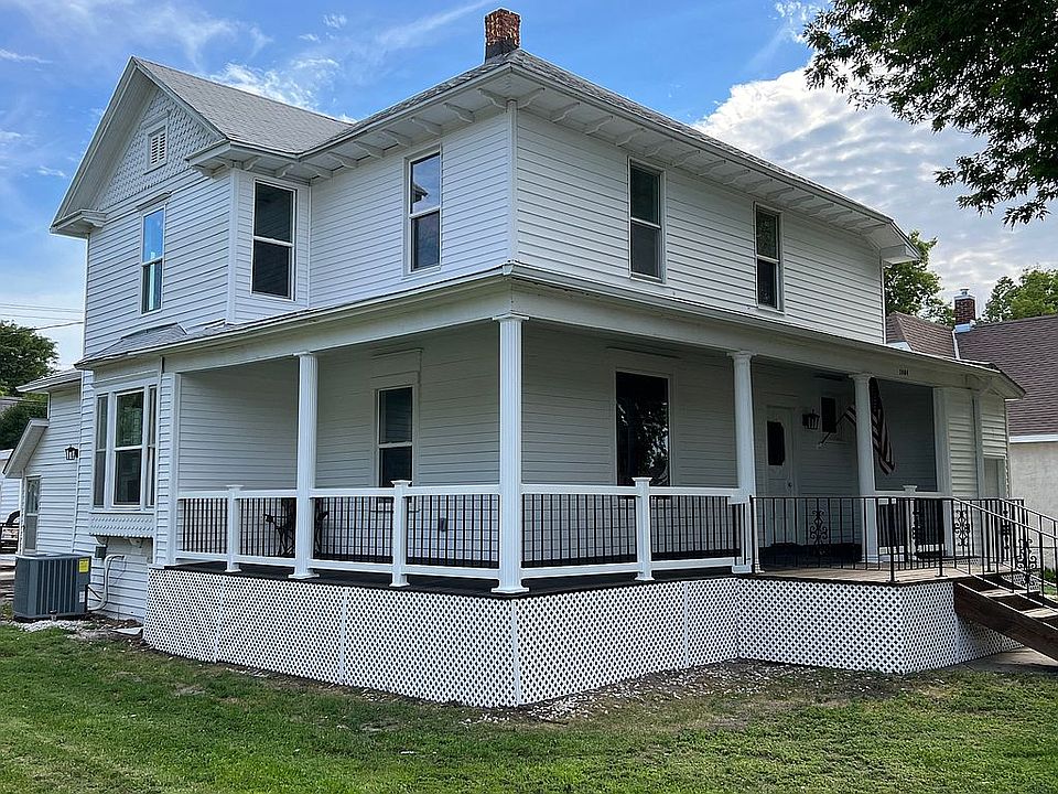 1st image of 1004 W 5th St