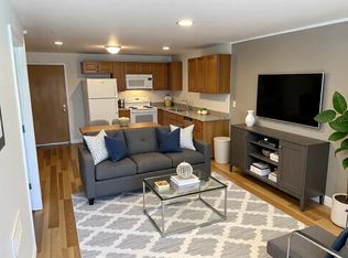 8 Old Suncook Rd, Concord, NH 03301