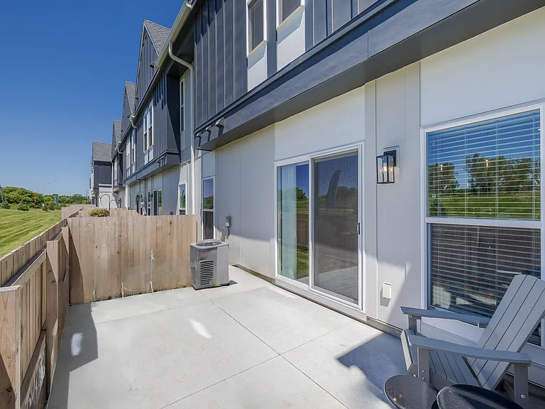 Summerwell Maple Grove — Photo 30