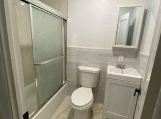 13540 234th St, Rosedale, NY 11422