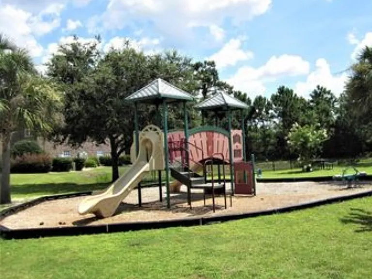 2065 Silvercrest Dr #D — Photo 22
