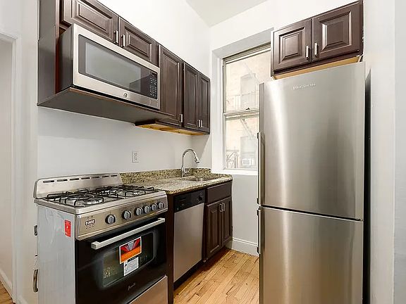 4th image of 339 E 12th St #12BB