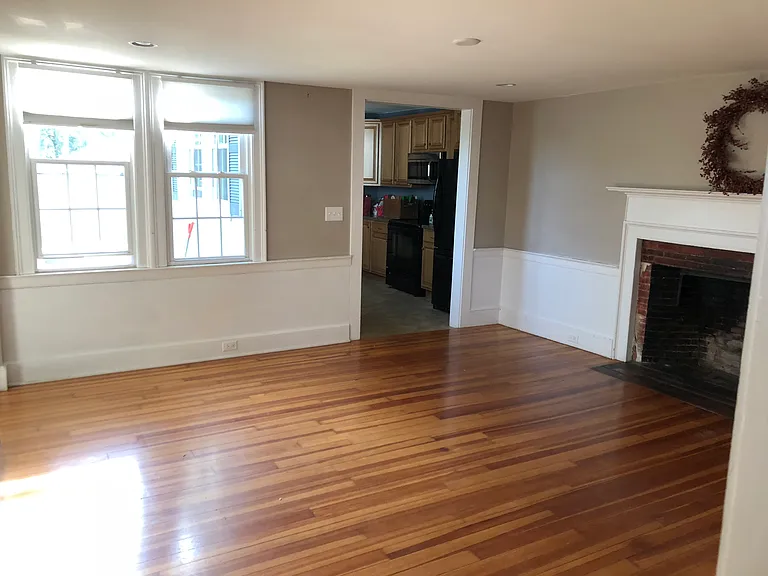 22-26 School St #22 — Photo 8