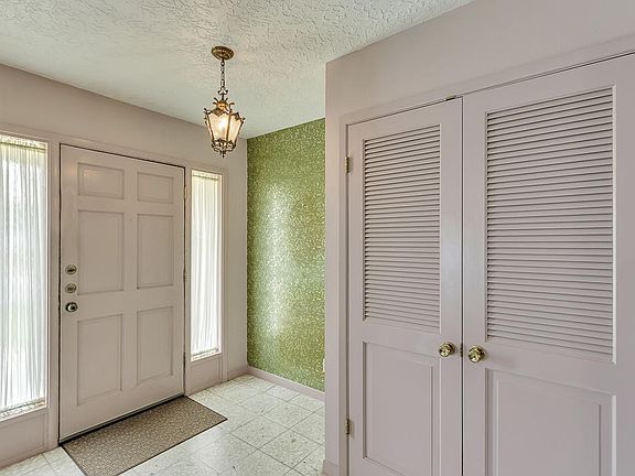 3rd image of 2619 Fillmore Ave