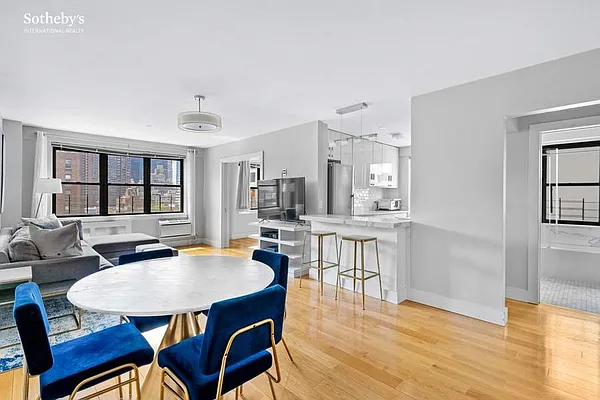 Rented by Sotheby's International Realty | media 1