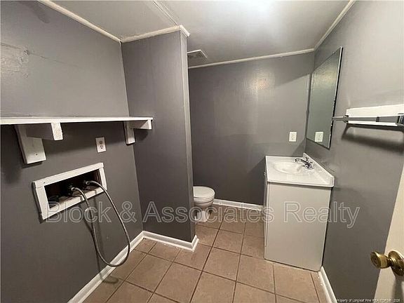 5th image of 4937 Galveston Dr APT D