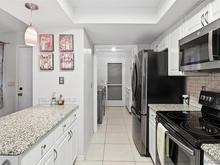 791 E Hartford St #1B — Photo 10