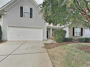 4372 Glenlea Commons Dr, Charlotte, NC 28216