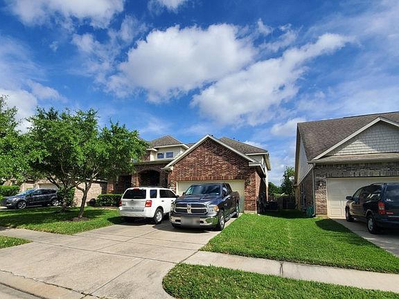 2nd image of 14907 Whispy Green Ct