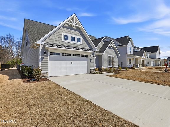 3rd image of 539 Sailor Sky Way #391