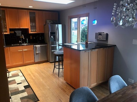 5th image of 3299 Beller Dr
