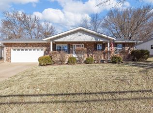 11469 Essex Ave, Maryland Heights, MO 63043