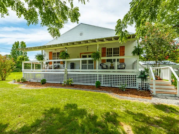 4458 Cloverdale Rd, Rising Fawn, GA 30738