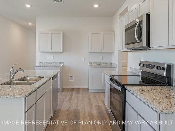3rd image of 941 Coffee Mill Ln