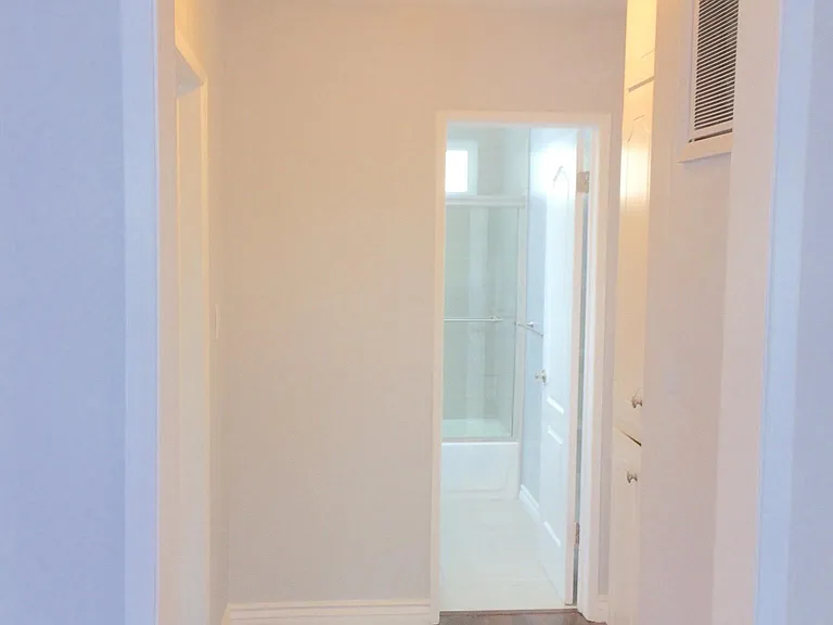 5743 Lexington Ave #3 — Photo 6
