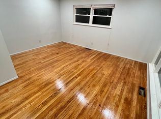 345 Moule Dr, Florissant, MO 63031