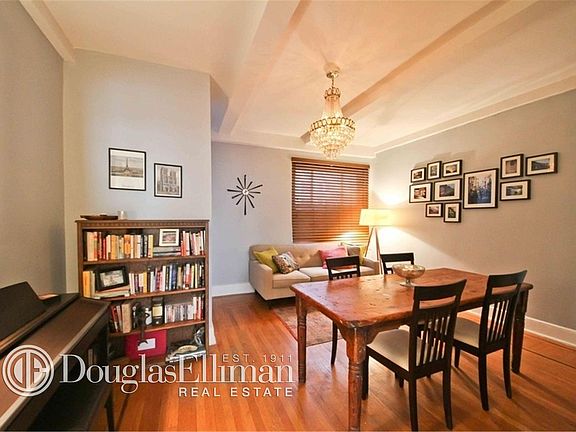 2nd image of 140 W 55th St APT 6a