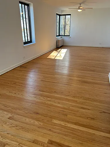 1204 W Chase Ave Photo 1