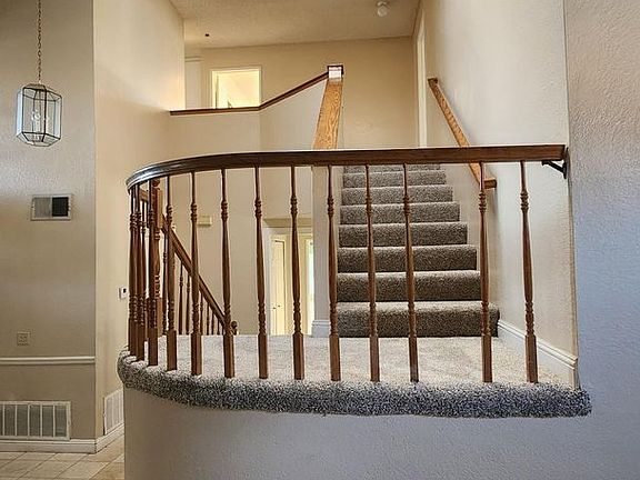 4th image of 29008 Willow Creek Ln